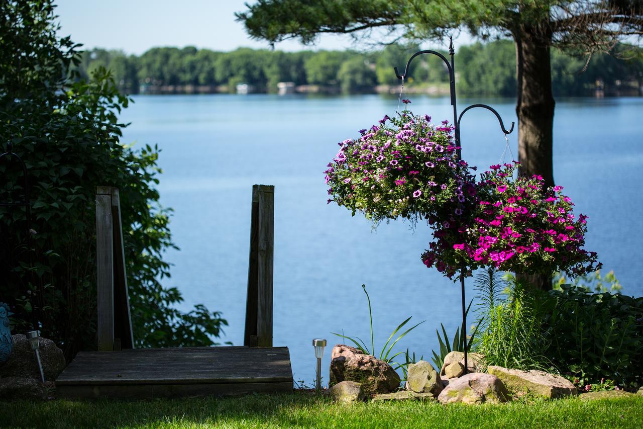 Inn On Lake Wissota 奇珀瓦福尔斯 外观 照片